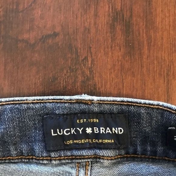 Lucky Brand Slim Fit Blue Distressed Jeans Size: 28X32 - Picture 12 of 12
